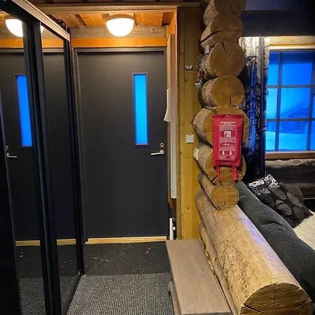 Iso-syoetteen Kelokolo Soarvesalvu 샬레 *