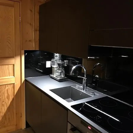 Domek alpejski Iso-syoetteen Kelokolo Soarvesalvu *