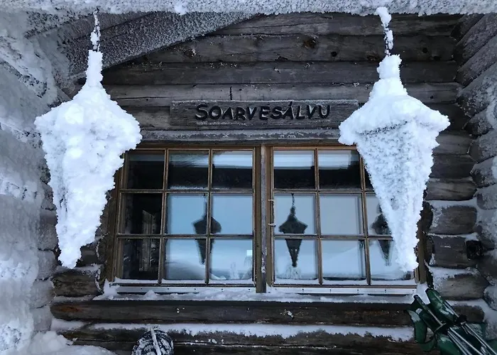 Iso-syoetteen Kelokolo Soarvesalvu *